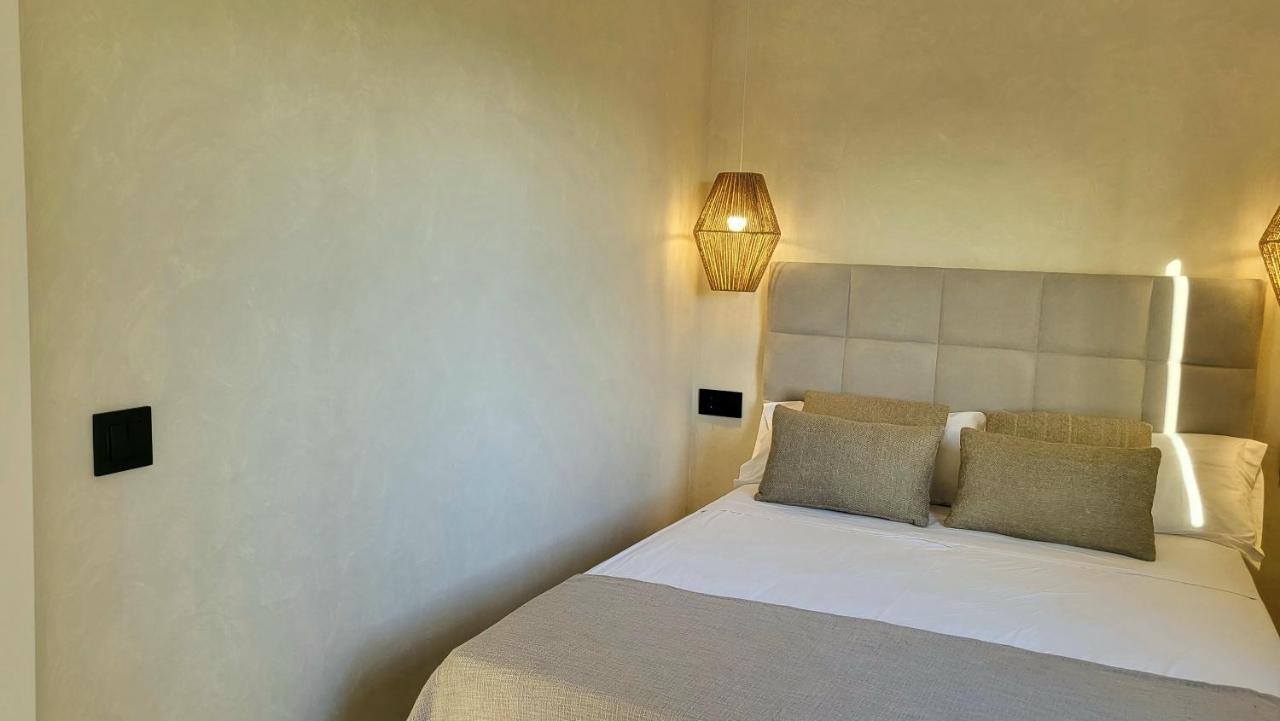 Apartamentos Marplana Castelldefels Eksteriør billede