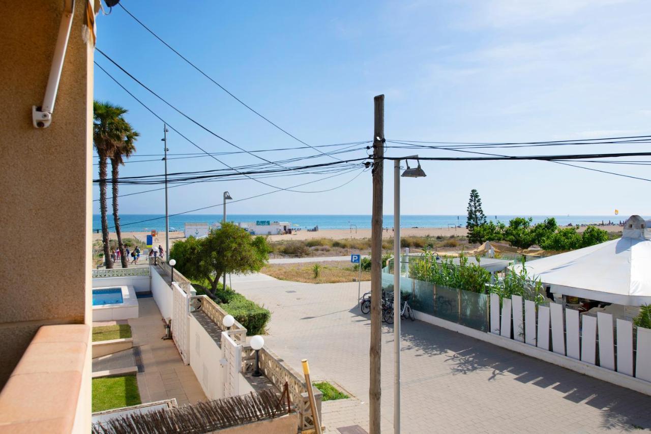 Apartamentos Marplana Castelldefels Eksteriør billede