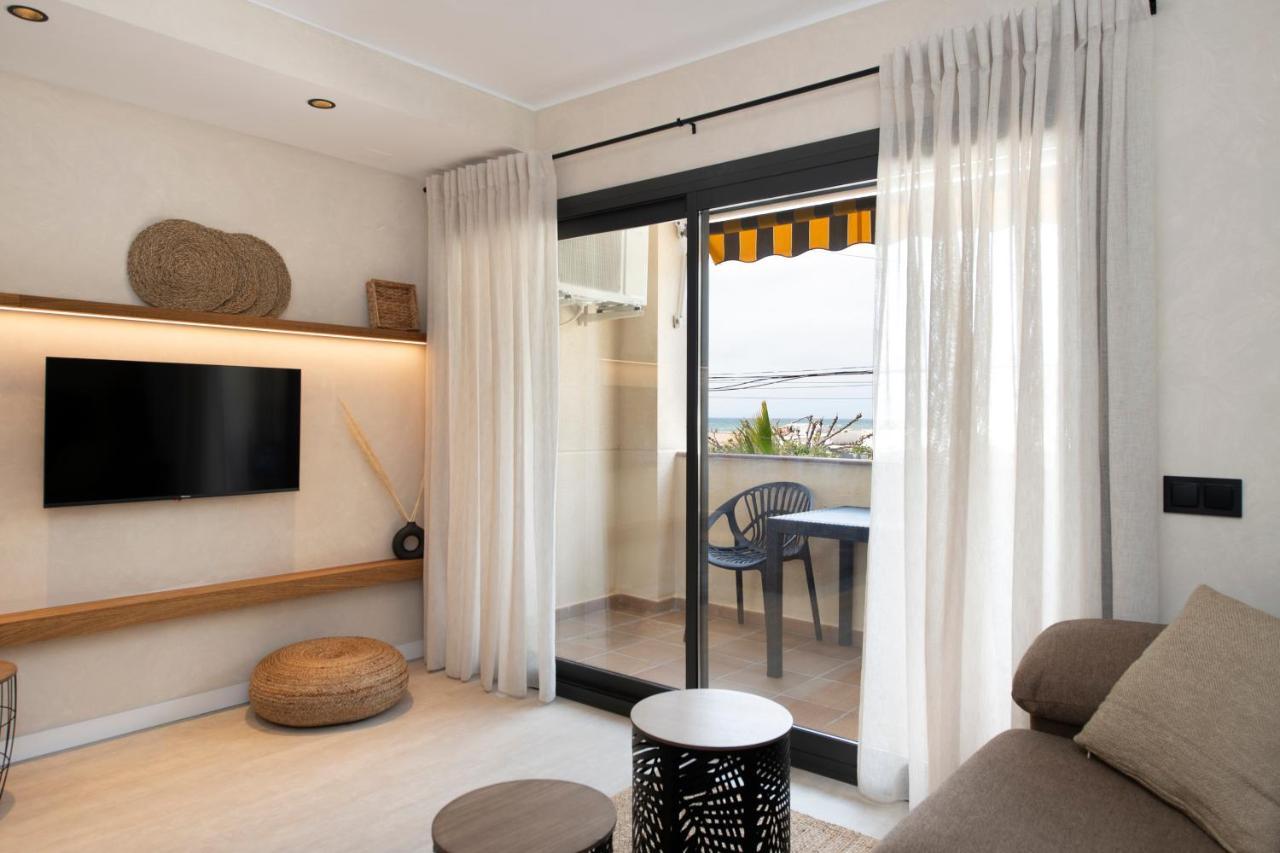 Apartamentos Marplana Castelldefels Eksteriør billede