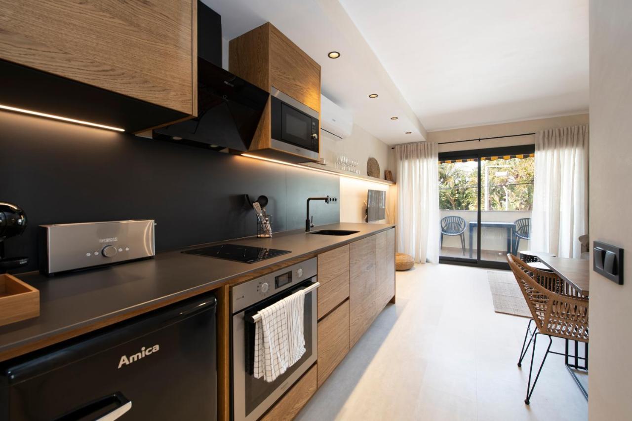 Apartamentos Marplana Castelldefels Eksteriør billede