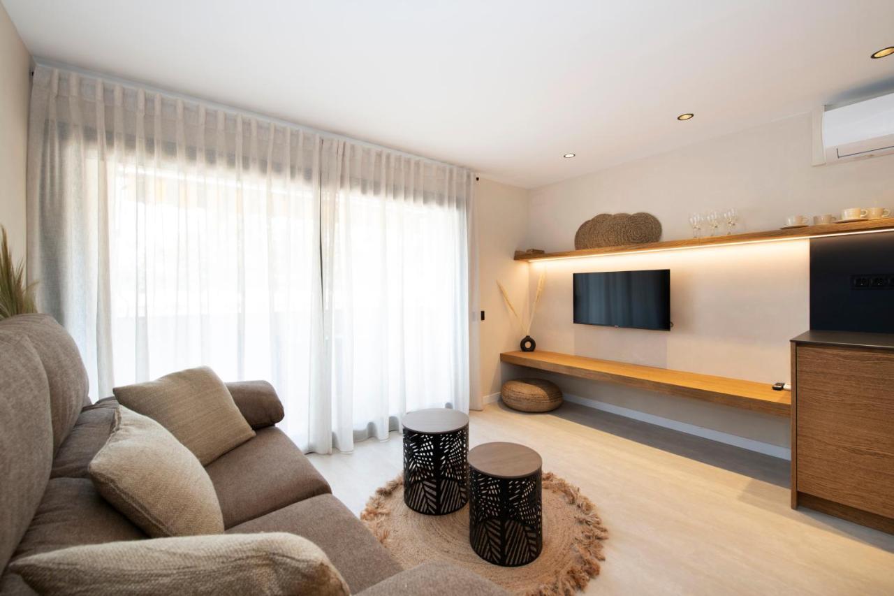 Apartamentos Marplana Castelldefels Eksteriør billede