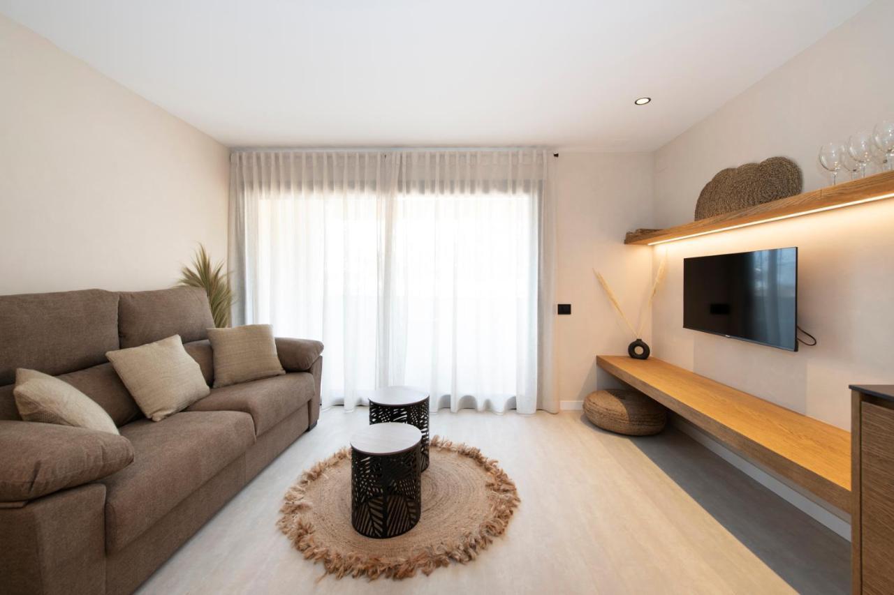 Apartamentos Marplana Castelldefels Eksteriør billede