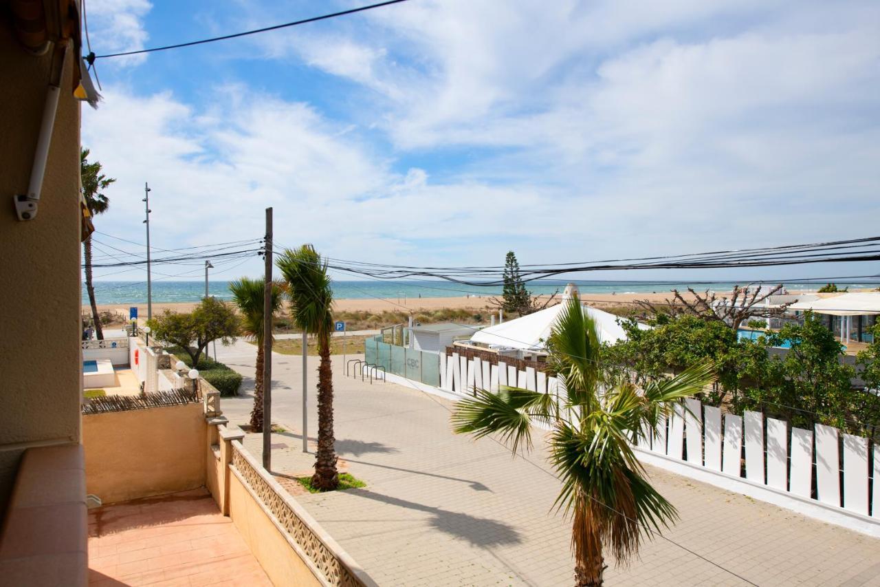Apartamentos Marplana Castelldefels Eksteriør billede
