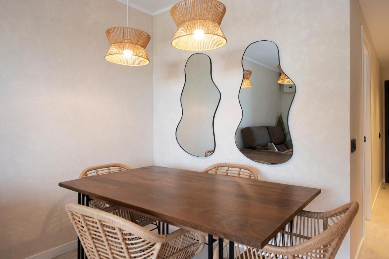 Apartamentos Marplana Castelldefels Eksteriør billede