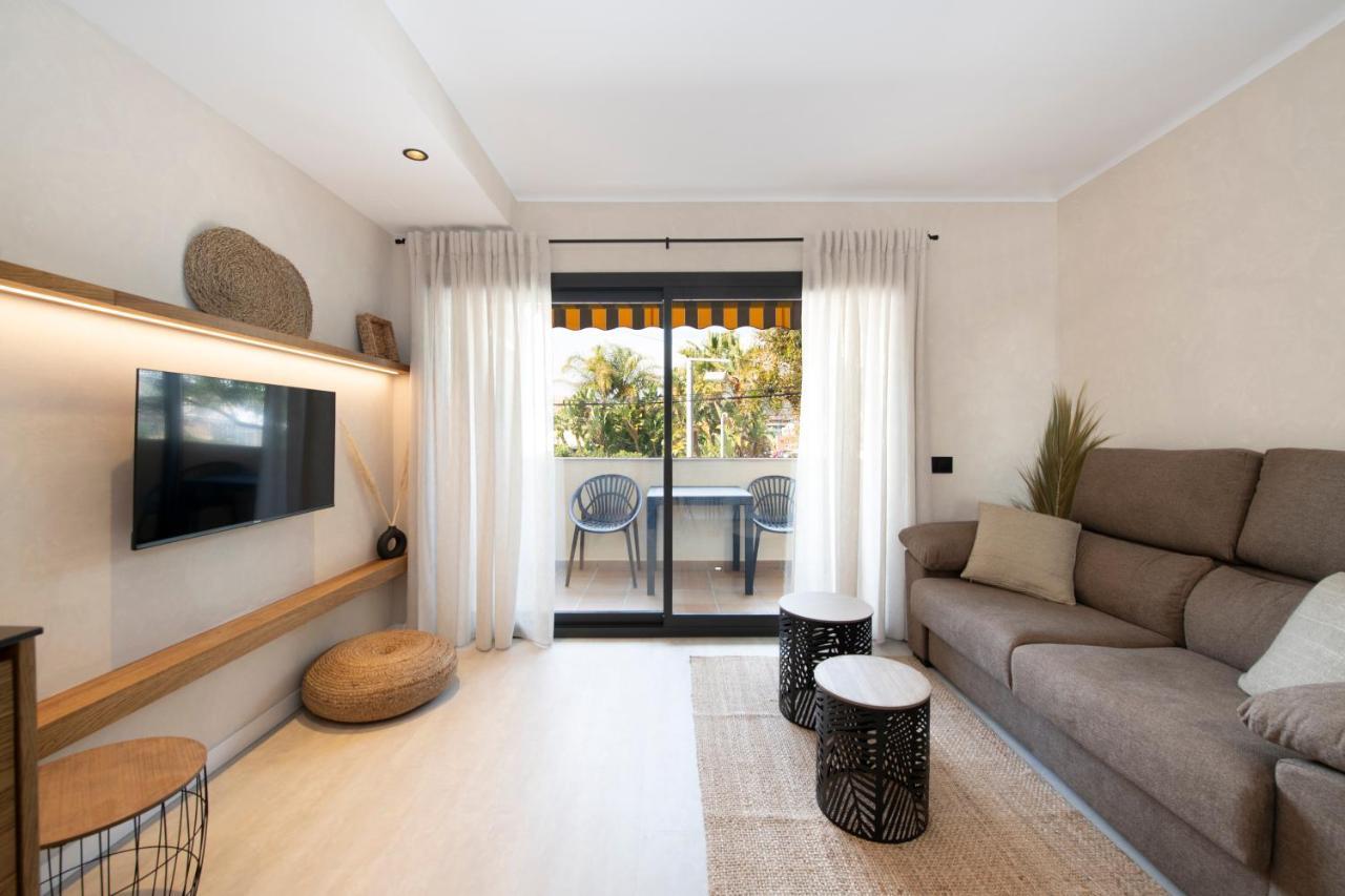 Apartamentos Marplana Castelldefels Eksteriør billede